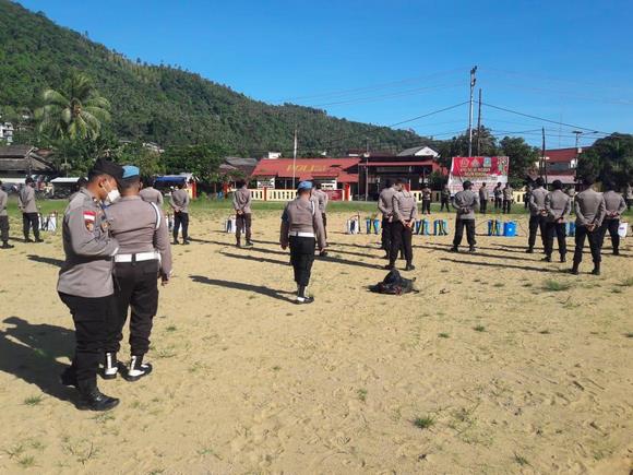 Apel Gabungan Personil Polres Kepulauan Anambas Dan BPBD Kepulauan Anambas Dalam Rangka Penyemprotan Disinfektan