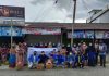 Sesi Foto bersama HIMAP2K usai bagi-bagi masker dan takjil di Sawang