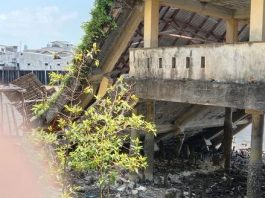 Pelabuhan Kuala Enok, Ambruk