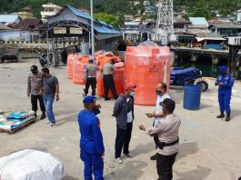 Razia premanisme di pelabuhan Tarempa