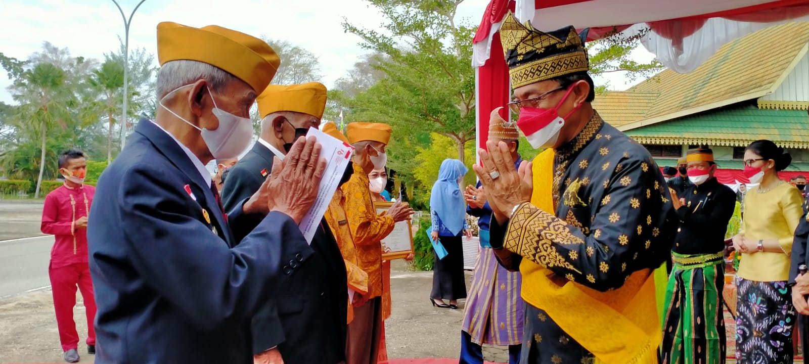 Bupati Inhil HM Wardan, Bertindak Sebagai Inspektur Upacara Pada HUT RI ke-76