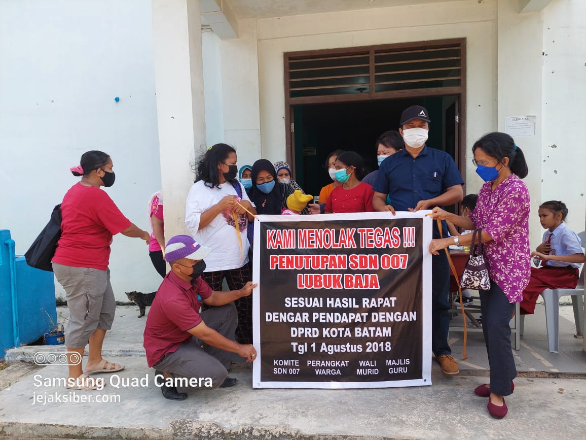 Warga Batu Selicin Menolak Penutupan SD Negeri 007 Lubuk Baja