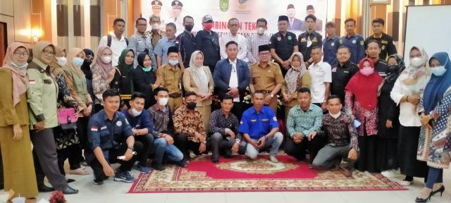 Bimtek Dinas Sosial Inhil Dibuka Oleh Bupati HM Wardan Bimtek Dinas Sosial Inhil Dibuka Oleh Bupati HM Wardan