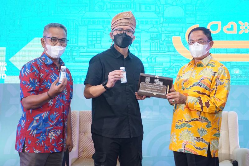 Bupati HM Wardan Kenalkan Potensi Inhil Kepada Menteri Koordinator UKM, Teten Masduki