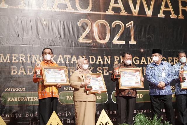 Inhil Raih Kabupaten Informatif di “KI Riau Award” 2021