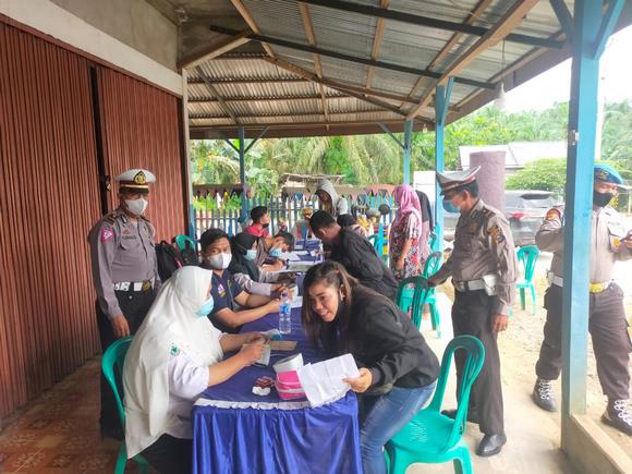 Bagi pelaku perjalanan yang belum di vaksin, akan didaftar dan divaksin