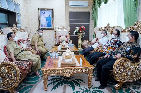 Kunjungan Badan Pengawas Keuangan dan Pembangunan (BPKP) Perwakilan Riau dan Lembaga Pengadaan Barang dan Jasa RI ke Inhil Kunjungan Badan Pengawas Keuangan dan Pembangunan (BPKP) Perwakilan Riau dan Lembaga Pengadaan Barang dan Jasa RI ke Inhil
