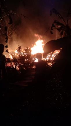 Kebakaran di desa Mumpa