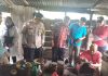 Ery Suandi dan rombongan saat berkunjung di gubuk Baharudin