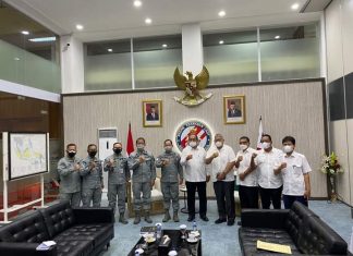 Wakil Bupati Asahan didampingi beberapa Pimpinan OPD Foto bersama dengan Kepala Bakamla RI dan Jajarannya