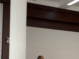 Wakil Bupati Asahan, Taufik Zainal Abidin, menyampaikan pidatonya pada acara kunker studi tiru Kabupaten Sehat di Bukit Tinggi.