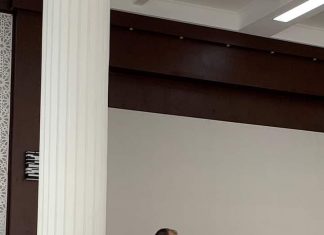Wakil Bupati Asahan, Taufik Zainal Abidin, menyampaikan pidatonya pada acara kunker studi tiru Kabupaten Sehat di Bukit Tinggi.