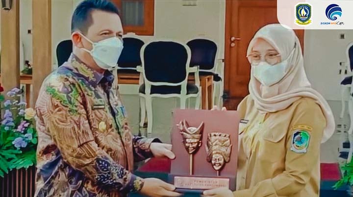 Gubernur Kepri Akan Terapkan Mall Pelayanan Publik, Ansar Ahmad Study Banding ke Banyuwangi Didampingi Semua Bupati Gubernur Kepri Akan Terapkan Mall Pelayanan Publik, Ansar Ahmad Study Banding ke Banyuwangi Didampingi Semua Bupati