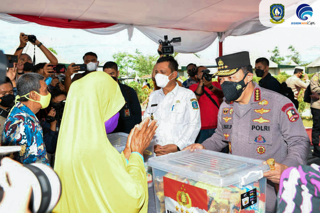 Kapolri Datang ke Kepri Tinjau Langsung Vaksinasi Dosis Booster, Pantau Secara Nasional di 34 Polda