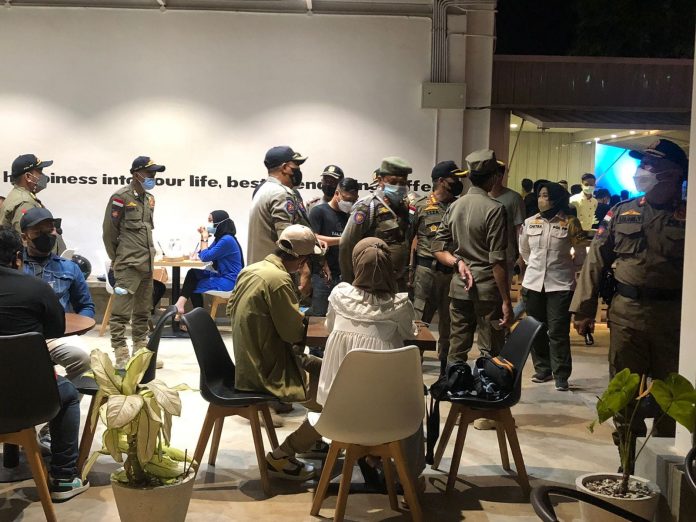 KN satpol PP Batam razia