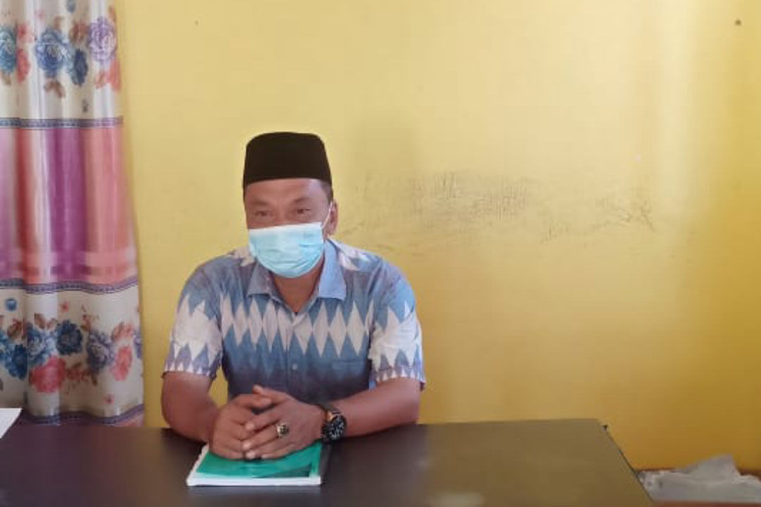 Kades Penarah, Awaludin: Penyaluran Dana Bantuan BPNT PPKM Darurat Sudah Tepat Sasaran Kades Penarah, Awaludin: Penyaluran Dana Bantuan BPNT PPKM Darurat Sudah Tepat Sasaran