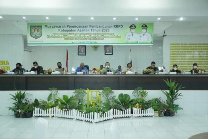 Bupati Asahan pimpin langsung Pelaksanaan Musyawarah Perencanaan Pembangunan RKPD Kabupaten Asahan Tahun 2023 Bupati Asahan pimpin langsung Pelaksanaan Musyawarah Perencanaan Pembangunan RKPD Kabupaten Asahan Tahun 2023