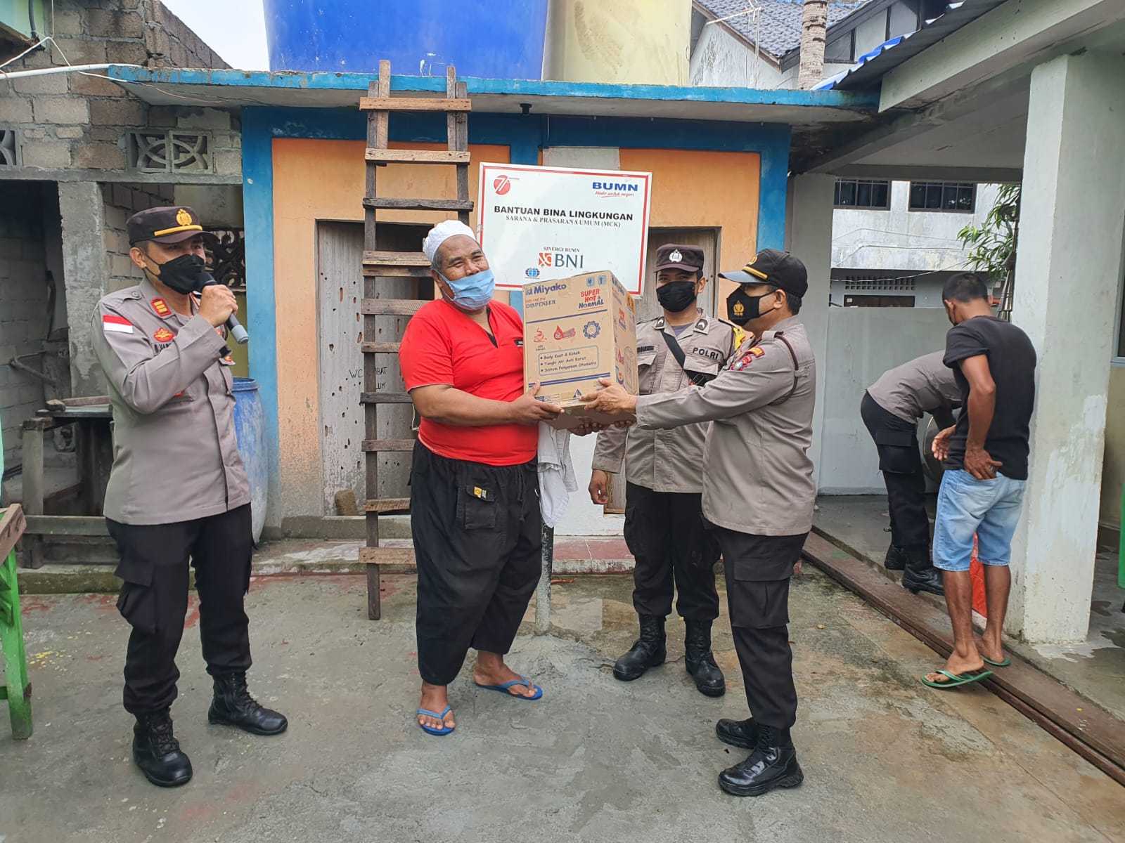 Kapolres Karimun Sediakan Doorprize Bagi Yang Mau di Vaksin Kapolres Karimun Sediakan Doorprize Bagi Yang Mau di Vaksin