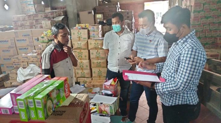 Sidak Distributor Dan Toko Minyak Goreng, Ini Temuan Sat Reskrim Polres Inhil Sidak Distributor Dan Toko Minyak Goreng, Ini Temuan Sat Reskrim Polres Inhil