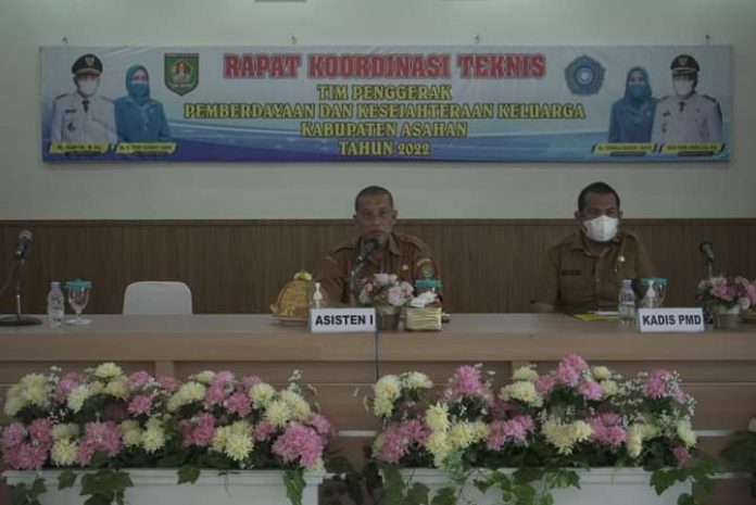 Bupati Asahan melalui Asisten Pemerintahan dan Kesejahteraan Rakyat menyampaikan harapannya melalui Rakornis ini, kepada TP PKK agar dapat mengevaluasi program dan kegiatan yang telah dilaksanakan