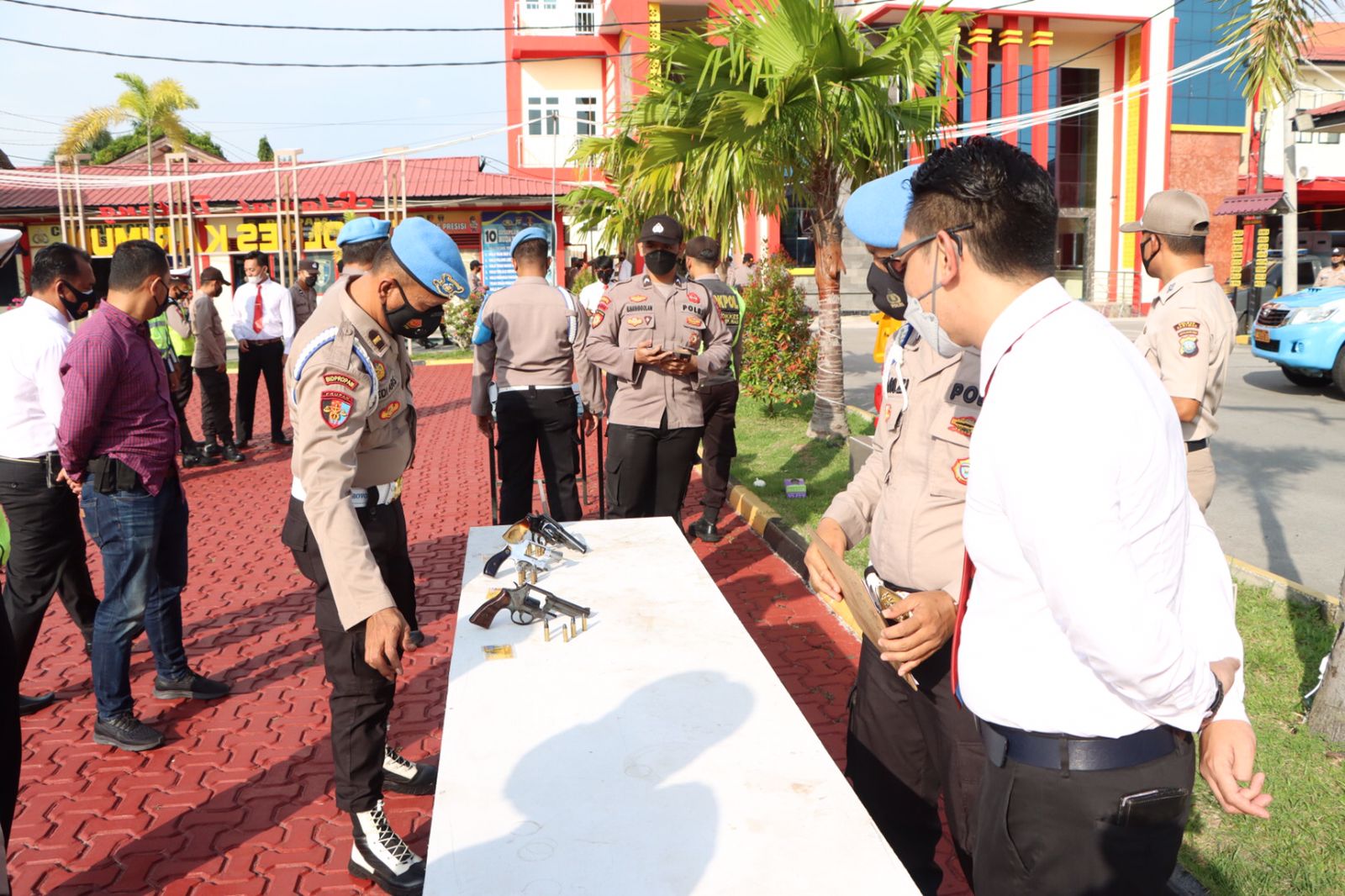 Seluruh Personil Polres Karimun Diperiksa Propam Polda Kepri, Ada Apa? Seluruh Personil Polres Karimun Diperiksa Propam Polda Kepri, Ada Apa?