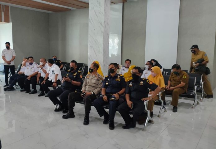 KN Rakor persiapan pelabuhan internasional