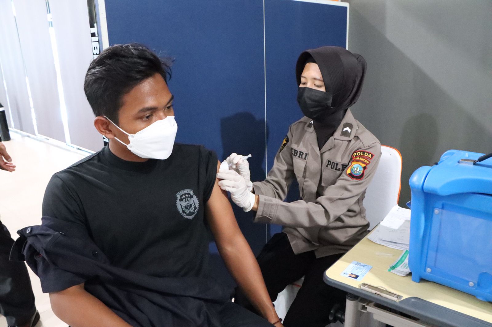 252 Pegawai Kanwil DJBC Khusus Kepri di Vaksin, Dalam Kegiatan Gerai Vaksin Presisi Polres Karimun