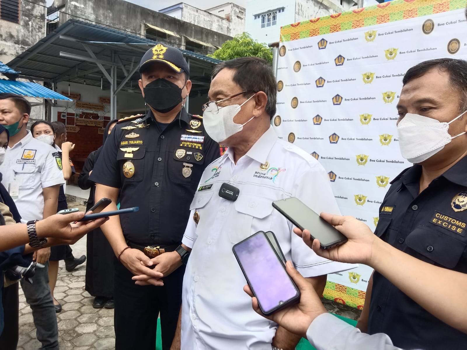 KPPBC TMP C Tembilahan Hibahkan Dua Unit Speedboat ke Desa Tanjung Pasir dan Kuala Selat