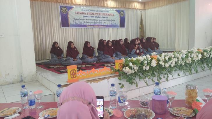 Lomba Sholawat Permata, BKMT Kelurahan Tanjungbatu Kota, Mendapat Respons Positif Dari Berbagai Kalangan Lomba Sholawat Permata, BKMT Kelurahan Tanjungbatu Kota, Mendapat Respons Positif Dari Berbagai Kalangan