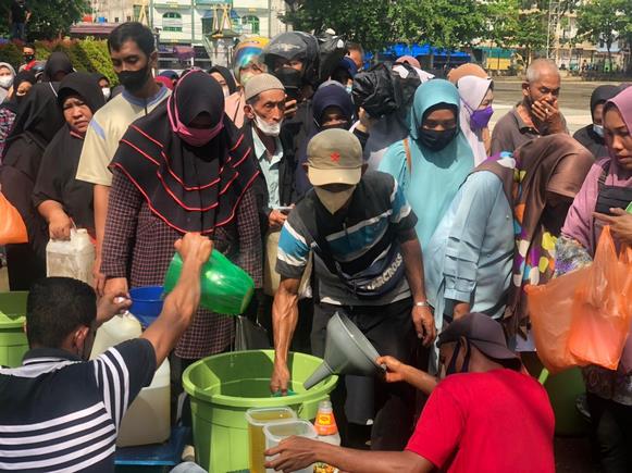 Pasar murah minyak goreng di Tembilahan