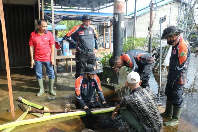 Penanganan banjir