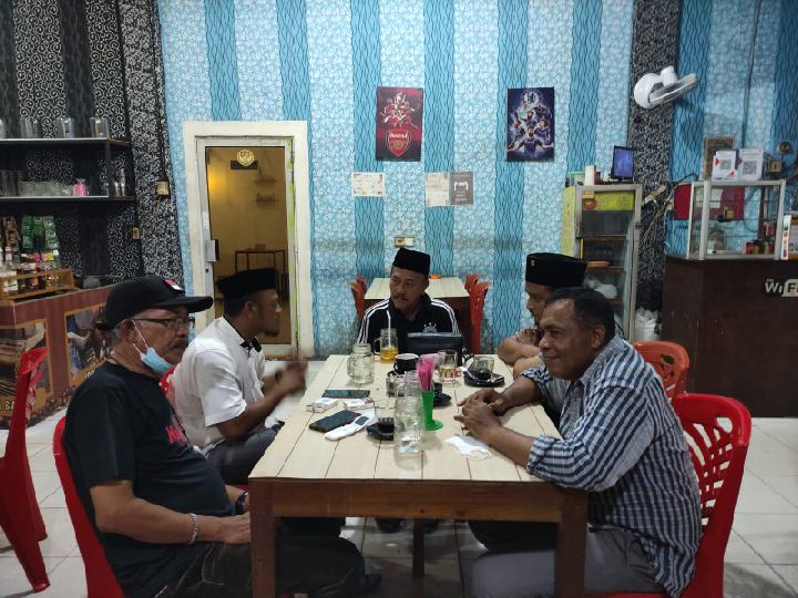 Silaturahmi Bersama Marlis Syarif, Samino: Pintu PDI-P Inhil Selalu Terbuka Silaturahmi Bersama Marlis Syarif, Samino: Pintu PDI-P Inhil Selalu Terbuka