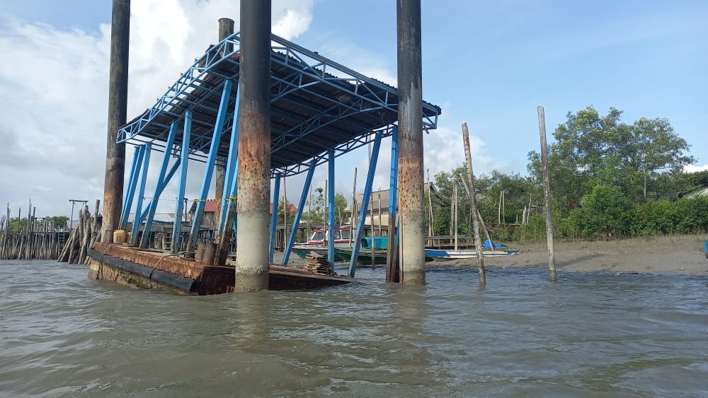 Dulu Tangganya Roboh, Kondisi Pelabuhan Ungar Saat Ini Hampir Karam Dulu Tangganya Roboh, Kondisi Pelabuhan Ungar Saat Ini Hampir Karam
