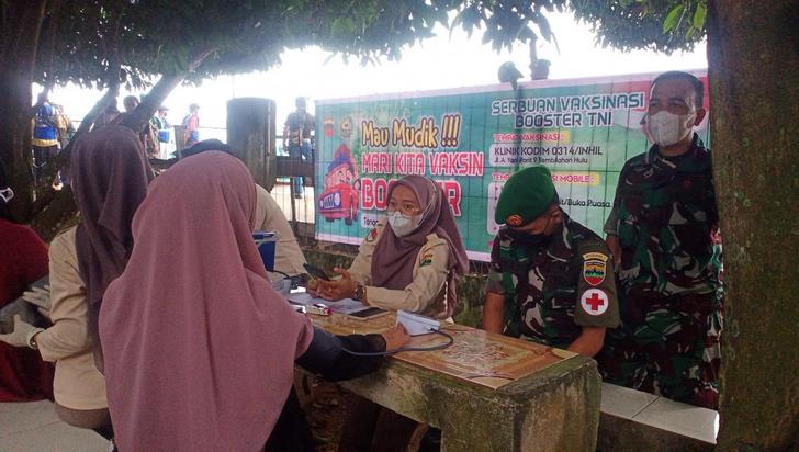 Serbuan Vaksinasi Mobile Hari Ke 7, Kodim 0314/Inhil Masih Fokus Vaksinasi di Area Pelabuhan