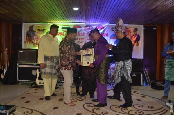 Gagak Hitan, Jalinan Kasih, Sahabbat 2 Roda dan Pertumbuhan Kebajikan Sahabat Malaysia Berkolaborasi 4 Negara Gelar Halal Bihalal Gagak Hitan, Jalinan Kasih, Sahabbat 2 Roda dan Pertumbuhan Kebajikan Sahabat Malaysia Berkolaborasi 4 Negara Gelar Halal Bihalal