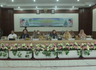 Bupati Asahan sampaikan pidato sambutan pada acara kunjungan TP. PKK Provsu di Kabupaten Asahan