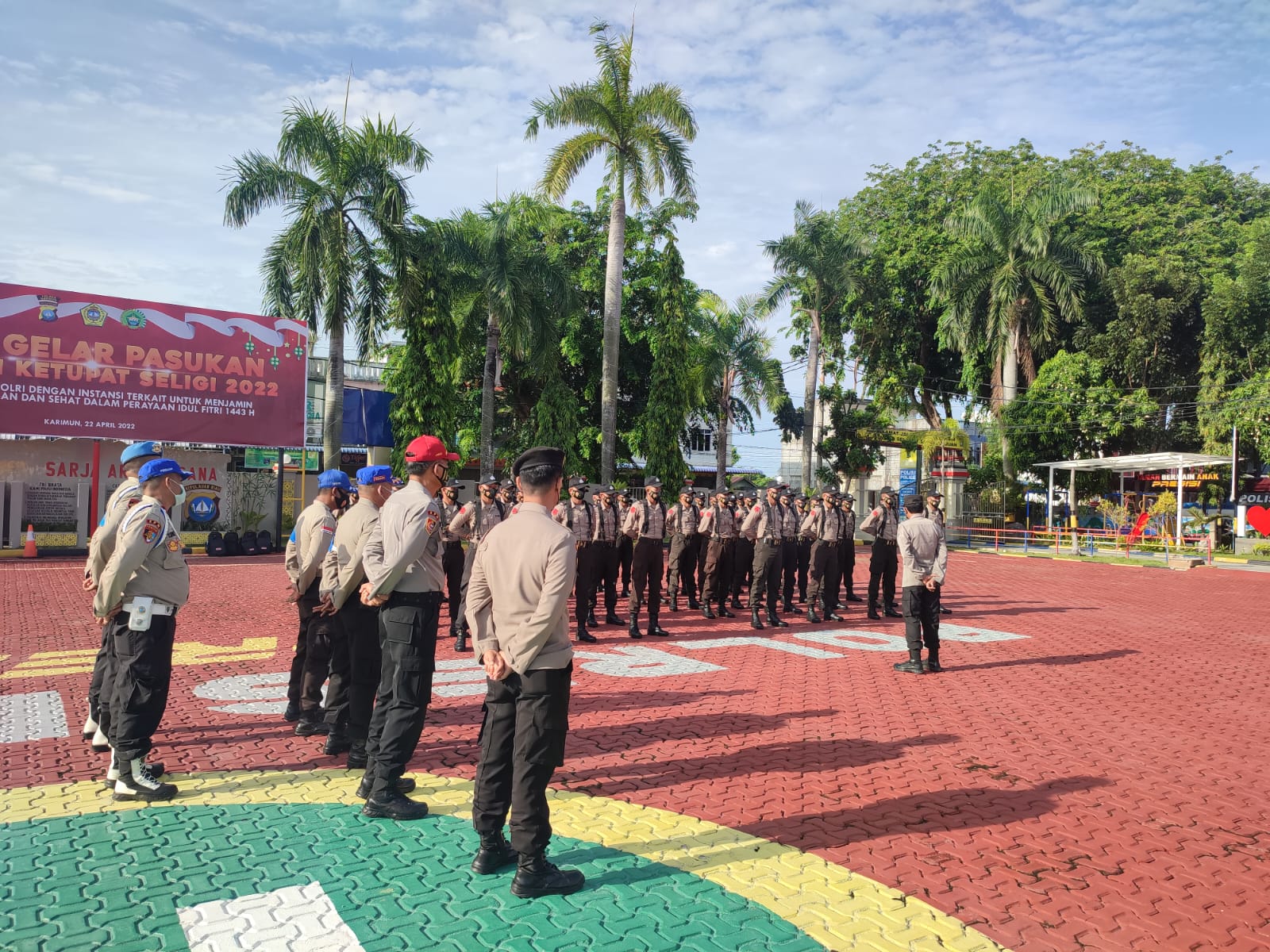 196 Siswa Diktuba SPN Polda Kepri Ikuti Latja di Polres Karimun 196 Siswa Diktuba SPN Polda Kepri Ikuti Latja di Polres Karimun