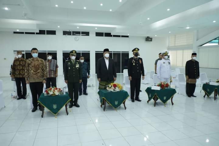 Wakil Bupati Ikuti Upacara Peringatan Hari Lahir Pancasila Tahun 2022 Secara Virtual Wakil Bupati Ikuti Upacara Peringatan Hari Lahir Pancasila Tahun 2022 Secara Virtual