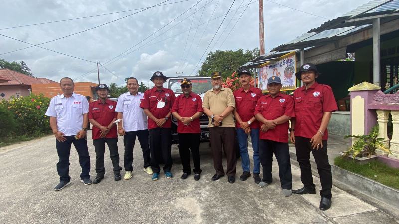 Bupati Lantik Pengurus Sahabat Offroad Kundur dan Bagi Ratusan Paket Sembako