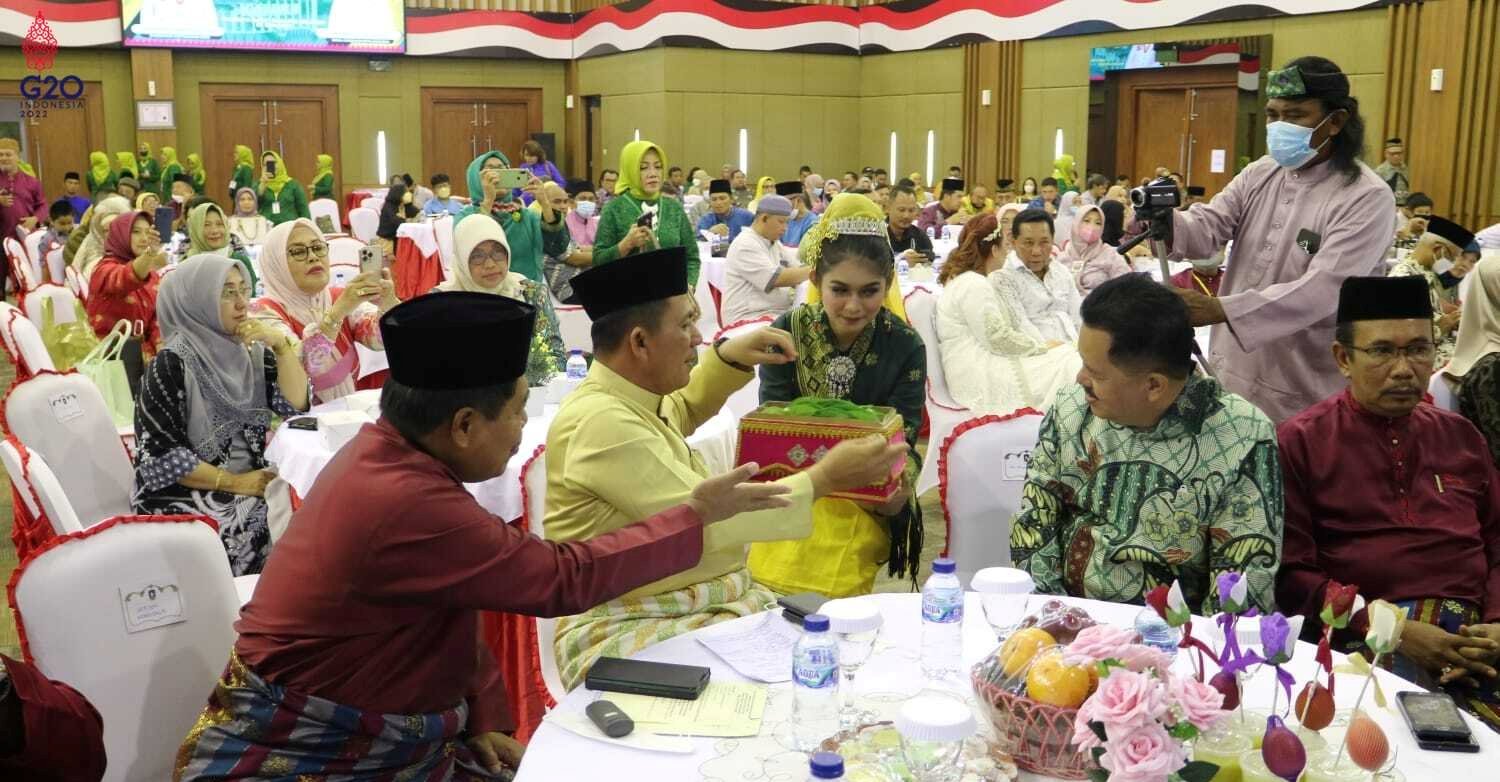Ansar Ahmad Hadiri Halal Bihalal Warga Karimun di Jakarta, Bandara Karimun Jadi Kabar Baik Masyarakat Bumi Berazam Yang Tinggal di Ibu Kota Ansar Ahmad Hadiri Halal Bihalal Warga Karimun di Jakarta, Bandara Karimun Jadi Kabar Baik Masyarakat Bumi Berazam Yang Tinggal di Ibu Kota