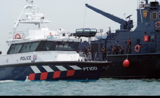 Rendezvous at Sea Bea Cukai Bersama Singapore Police Coast Guard, Tingkatkan Pengawasan Laut Melalui Patroli Perbatasan Terkoordinasi