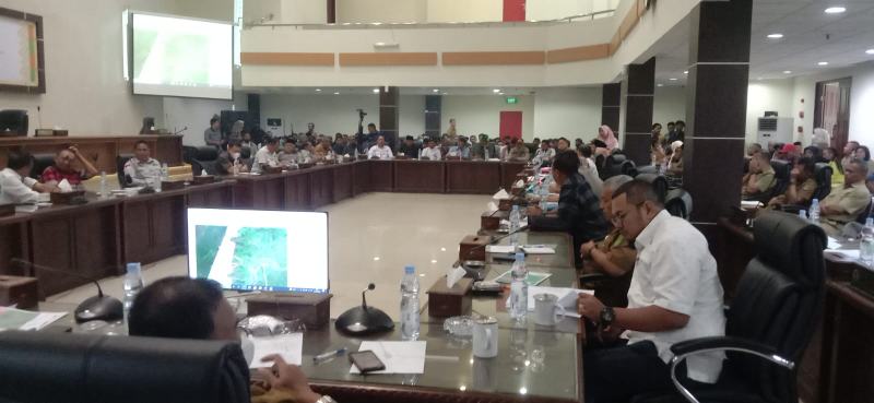 DPRD Inhil Gelar Rapat Terkait Limpahan Air PT. Setia Agrindo Mandiri (PT. SAGM)