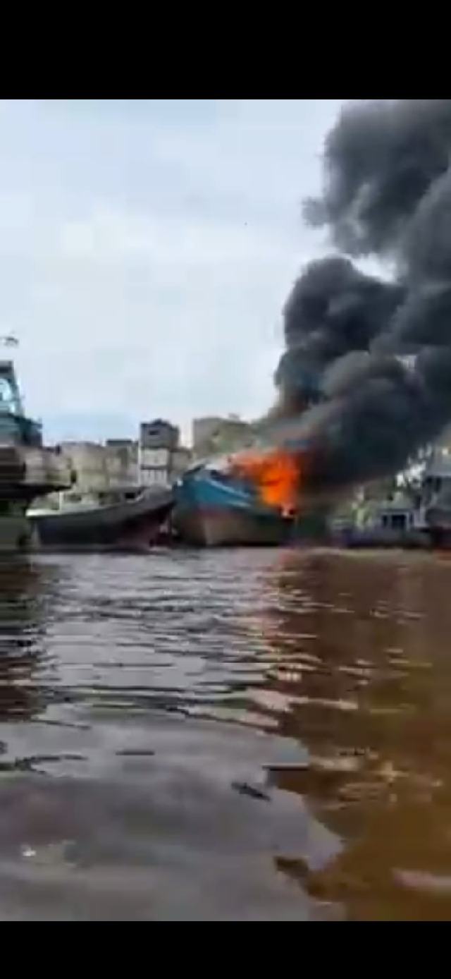Kebakaran Kapal Di Kateman Mengejutkan Warga