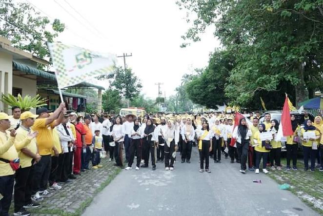 Wakil Bupati Asahan Lepas Gerak Jalan Sehat Gebyar HUT ke 58 Partai Golkar