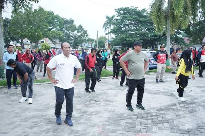 Pemerintah Kabupaten Asahan Gelar Senam Massal Pemerintah Kabupaten Asahan Gelar Senam Massal
