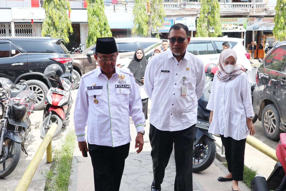 Bupati Inhil Menutup Pelatihan Penguatan Ekonomi Mustahik Dalam Rangka Memutus Mata Rantai Stunting