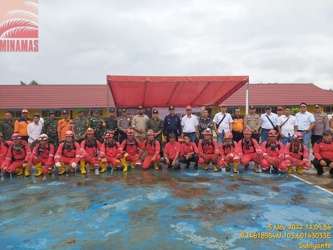 Mewakili Danramil 06/KTM Serma Ragil Hadiri Pelatihan dan Sosialisasi Masyarakat Pesisir Peduli Api di desa Rotan Semelur