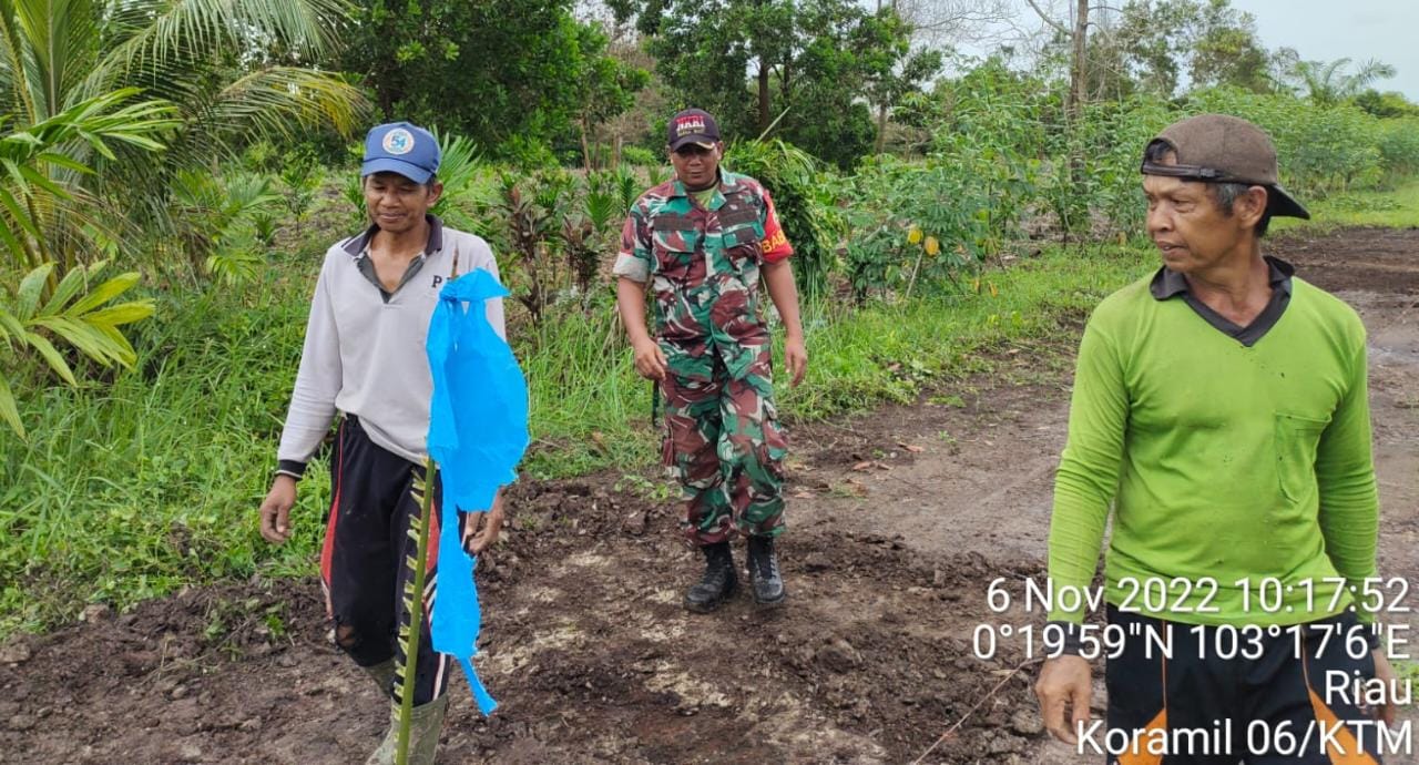 Antisipasi Karhutla, Koptu Al Alim Laksanakan Patroli dan Sosialisasi Karhutla di Desa Hibrida Mulya 
