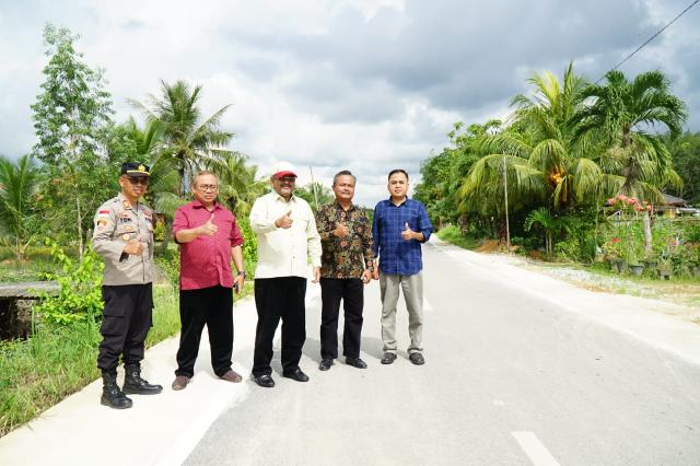 Jalan Parit Pacitan Rampung, Bupati Karimun Pastikan Pembangunan Terus Digesa