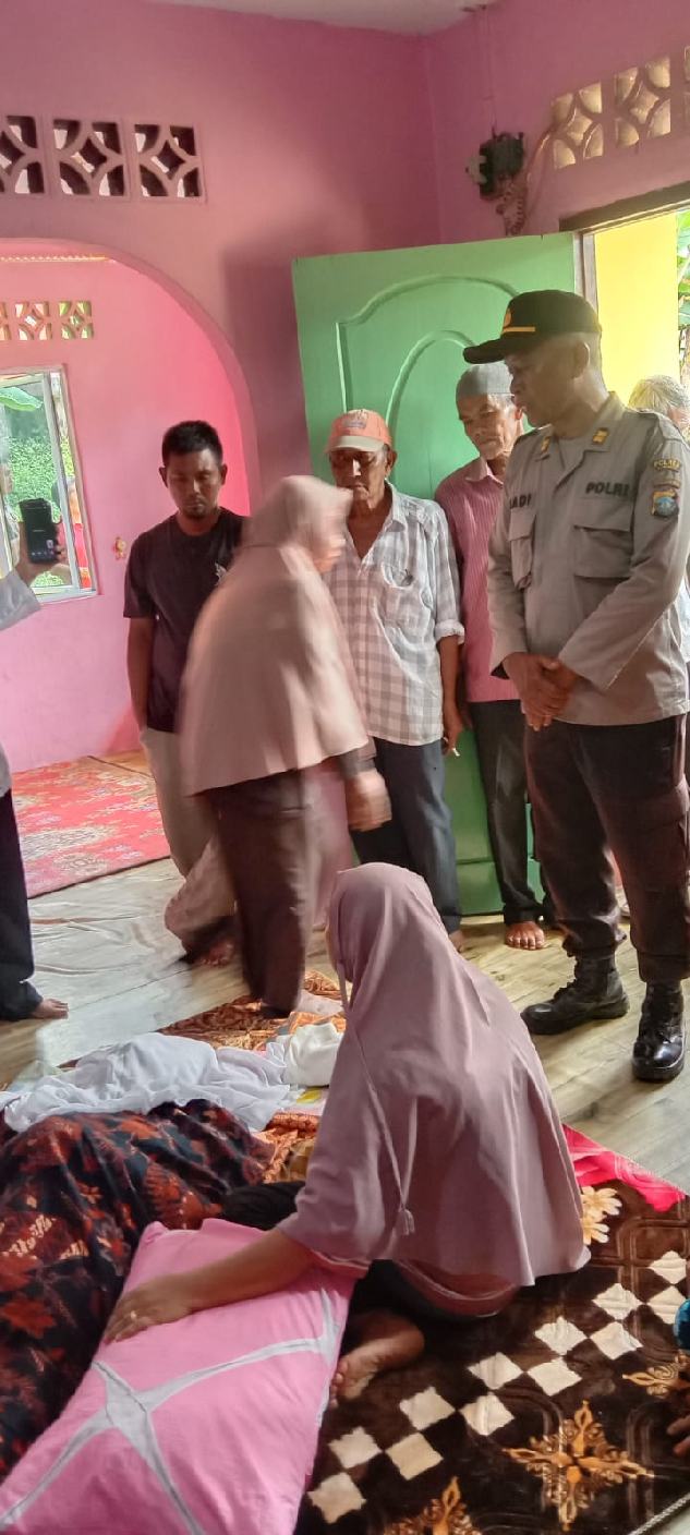 Diduga Prustasi Sakit Tak Kunjung Sembuh, Seorang Pria di Sei Buluh, Ungar, Tewas Gantung Diri